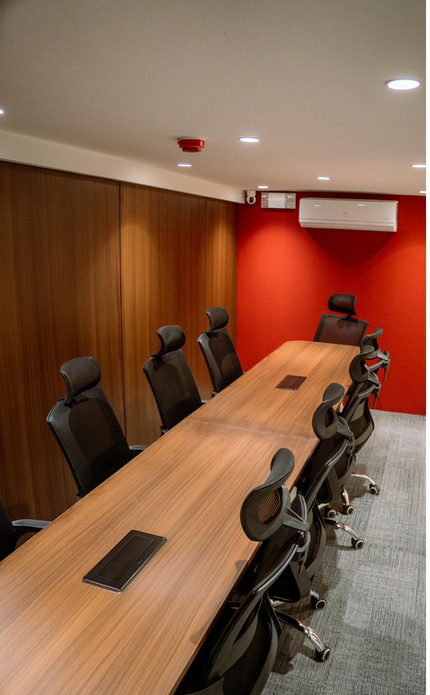 10-seater conference room — perspective view